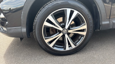 Nissan Qashqai 1.2 DiG-T N-Connecta 5dr Petrol Hatchback